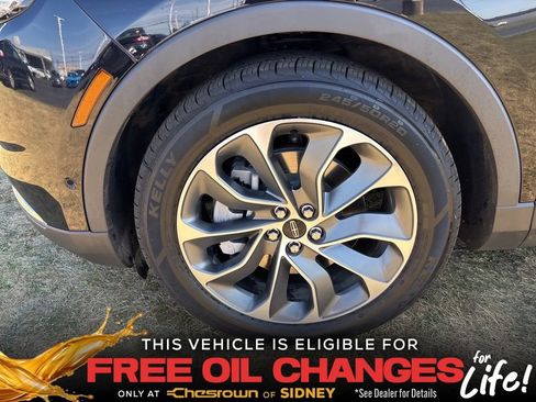 Used 2022 Lincoln Nautilus Reserve w/ Equipment Group 201A image 10