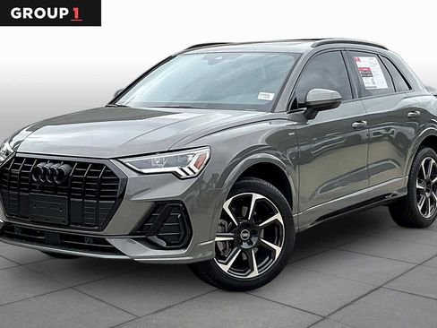 Used 2025 Audi Q3 2.0T Premium w/ Convenience Package AWD/4WD image 1