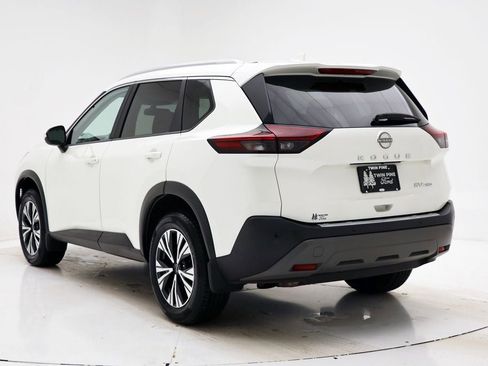 Used 2023 Nissan Rogue SV w/ SV Premium Package image 7