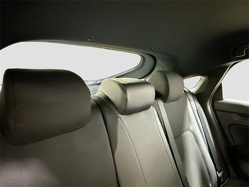 Used 2025 Honda Civic Sport image 25