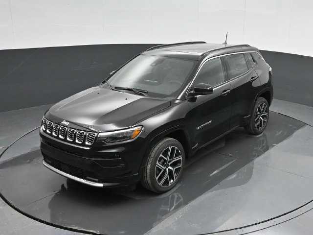 New 2025 Jeep Compass Limited w/ Elite Group AWD/4WD image 23