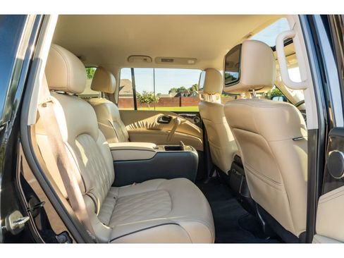Used 2021 Nissan Armada Platinum w/ Captain's Chairs Package RWD image 19