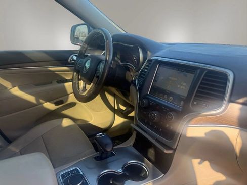 Used 2014 Jeep Grand Cherokee Overland w/ Advanced Technology Group AWD/4WD image 49