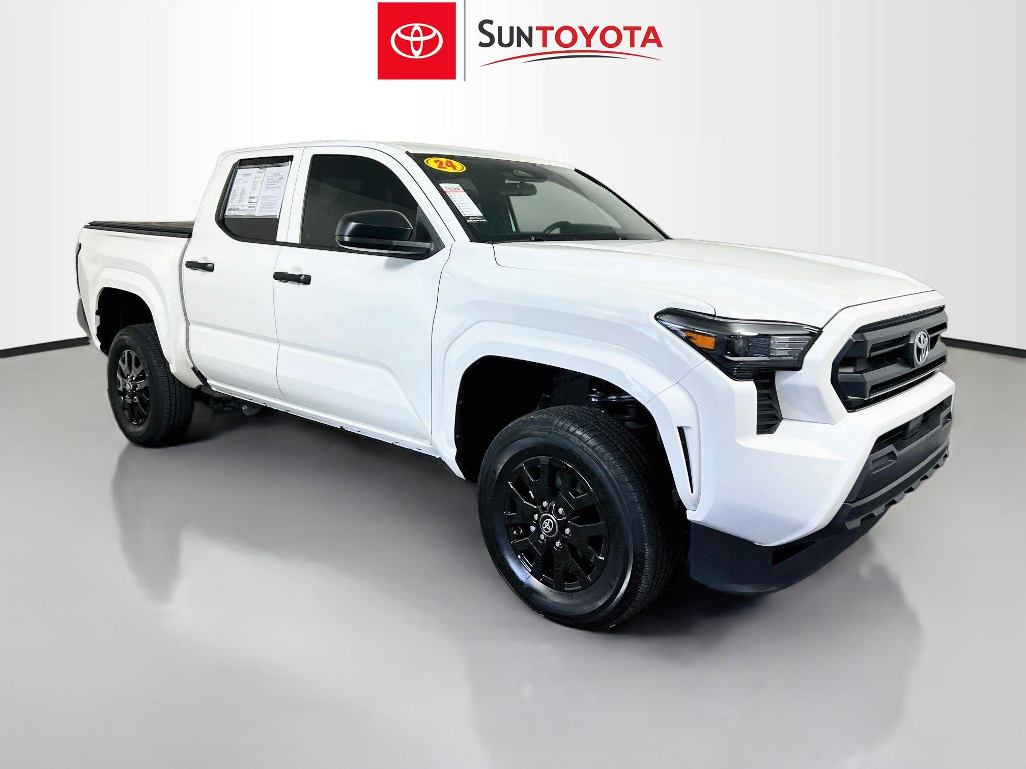 Used 2024 Toyota Tacoma SR AWD/4WD image 1
