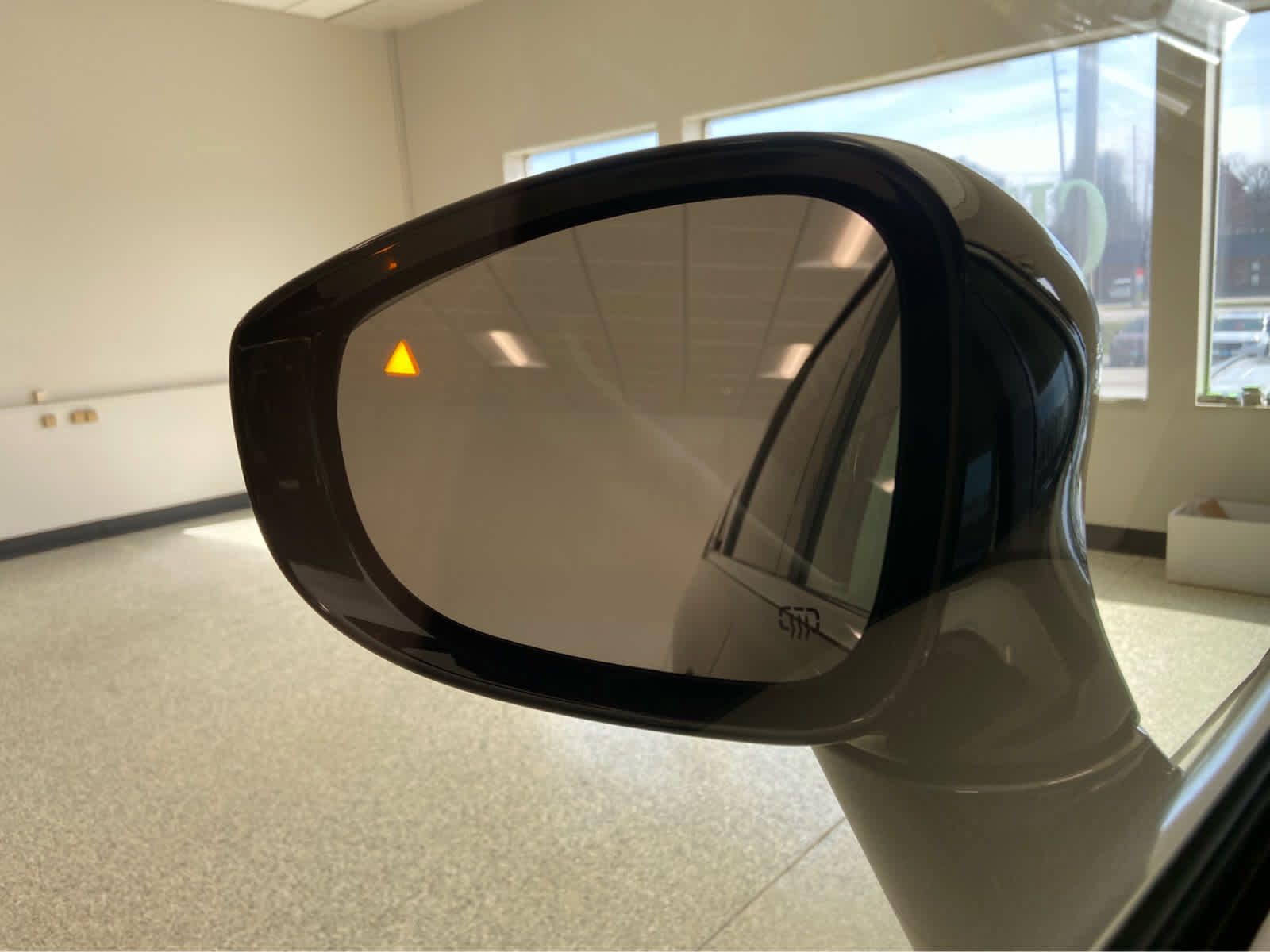 Used 2024 Chrysler Pacifica Touring-L FWD image 39