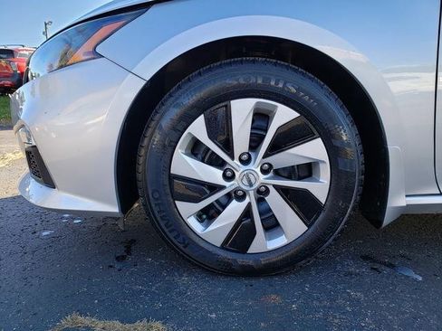 Used 2022 Nissan Altima 2.5 S image 22