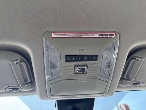 Used 2023 Toyota RAV4 Adventure AWD/4WD image 29