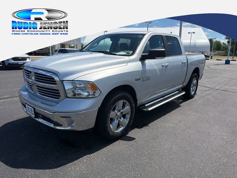 Used 2018 RAM 1500 Big Horn AWD/4WD image 1
