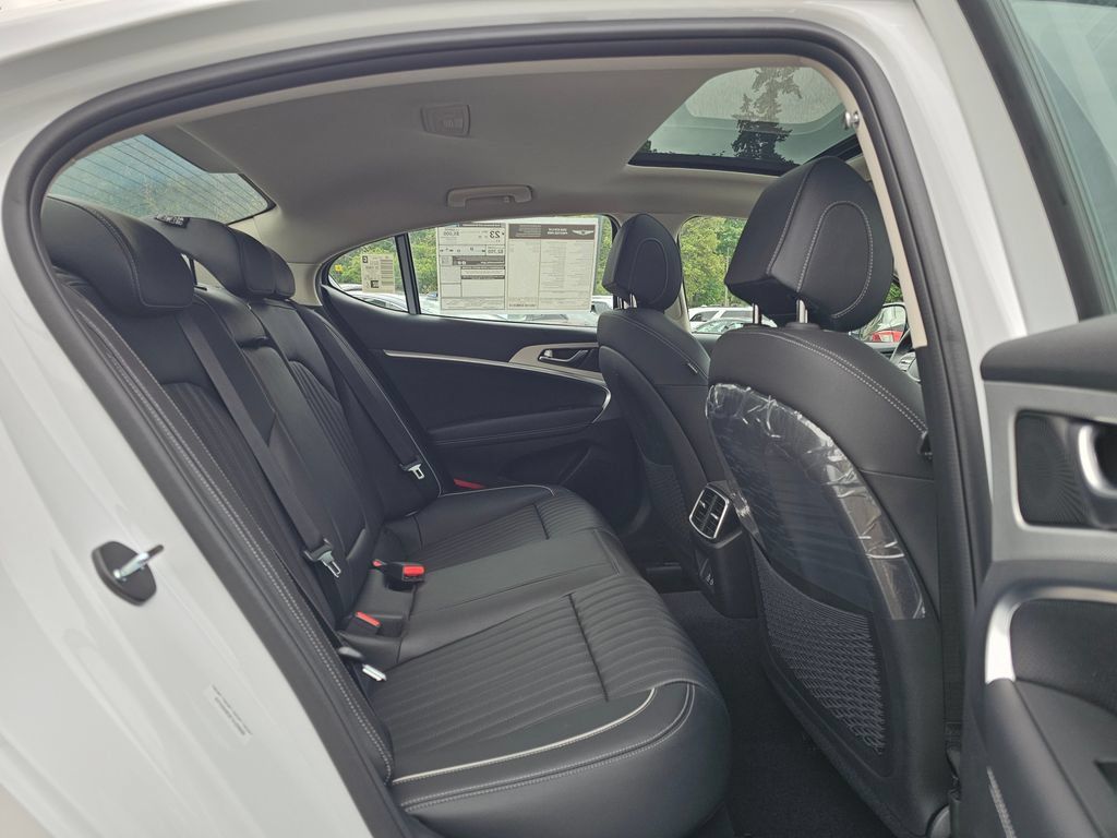 Certified 2026 Genesis G70 2.5T Prestige AWD/4WD image 13