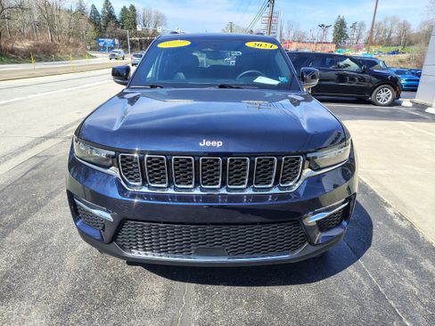 Certified 2024 Jeep Grand Cherokee Limited image 3