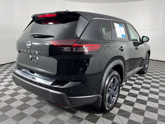 Certified 2026 Nissan Rogue SV FWD image 11
