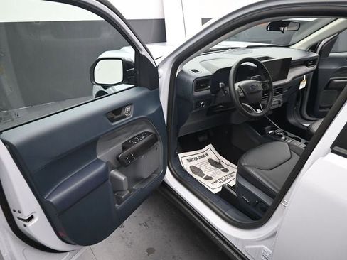 New 2026 Ford Maverick Lariat w/ Black Appearance Package AWD/4WD image 17