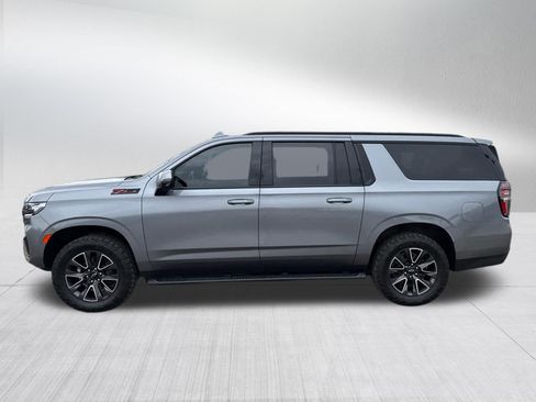 Used 2022 Chevrolet Suburban Z71 w/ Off-Road Capability Package AWD/4WD image 4