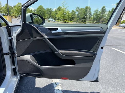 Used 2018 Volkswagen GTI S FWD image 18