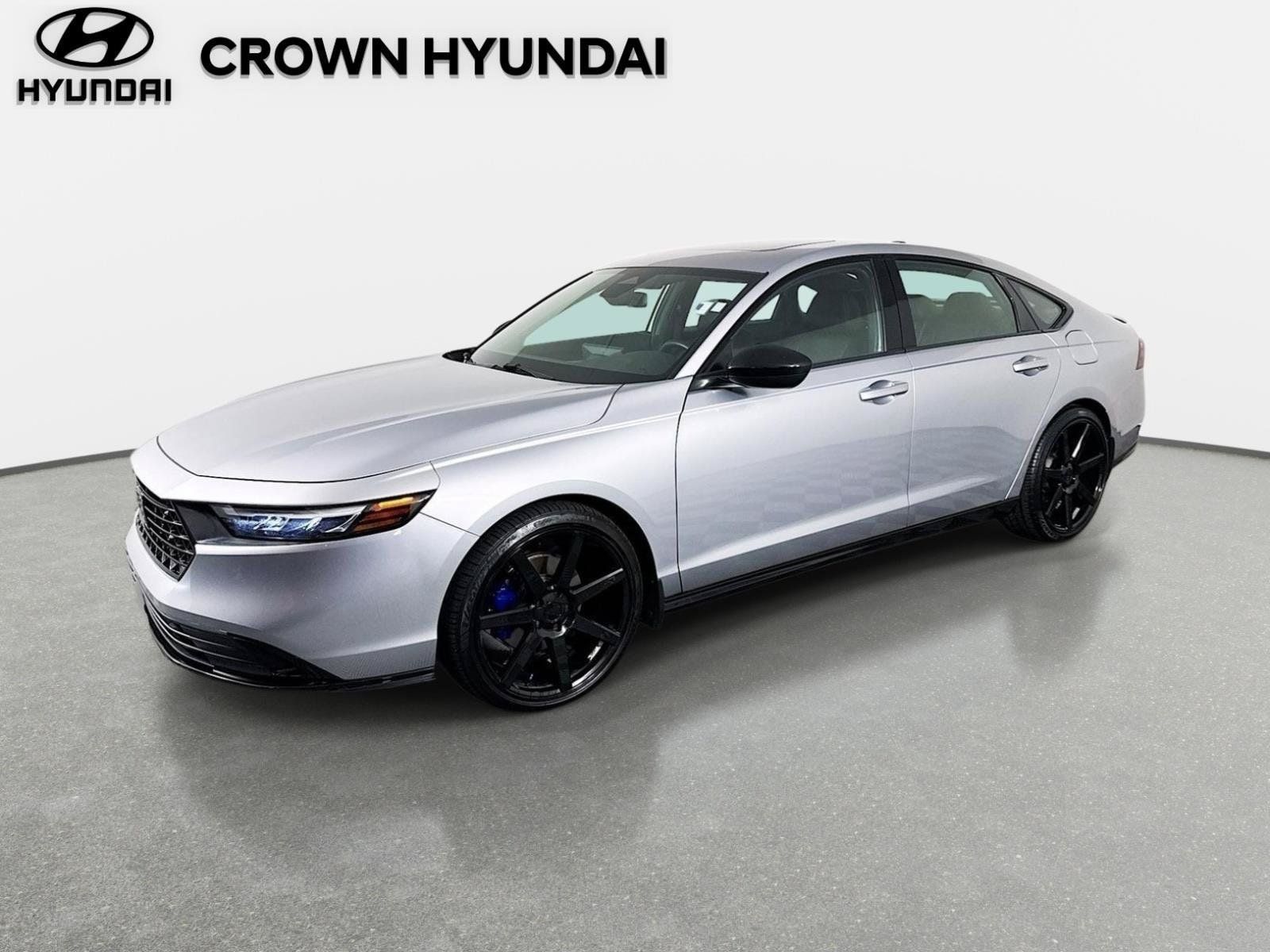 Used 2023 Honda Accord Sport image 1