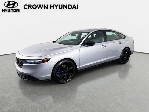 Used 2023 Honda Accord Sport image 1