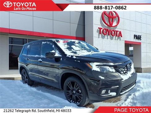 Used 2021 Honda Passport Sport image 1