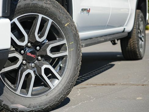 New 2026 GMC Sierra 1500 AT4 w/ AT4 Premium Package image 2