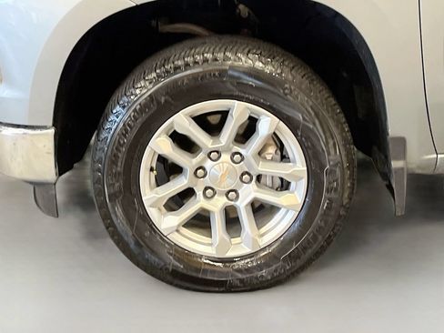 Used 2025 Chevrolet Silverado 1500 LT w/ LPO, Liner Protection Package AWD/4WD image 32