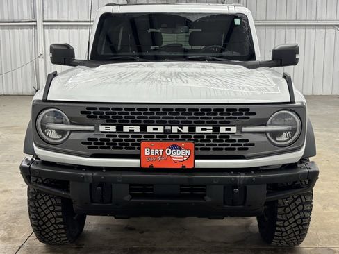 Used 2022 Ford Bronco Badlands image 2