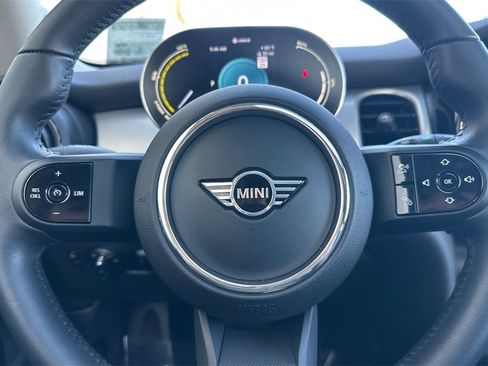 Used 2023 MINI Cooper SE image 25