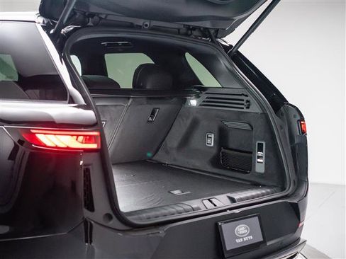 New 2026 Land Rover Range Rover Sport SE image 32