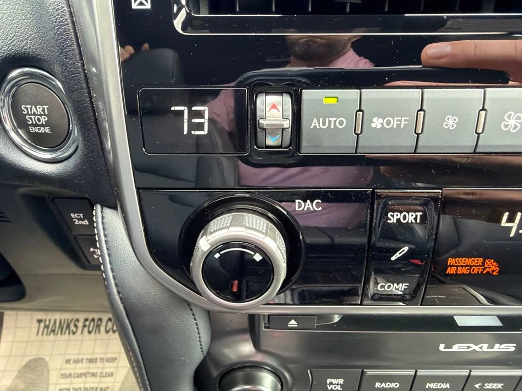 Used 2023 Lexus GX 460 Luxury w/ Accessory Package AWD/4WD image 33