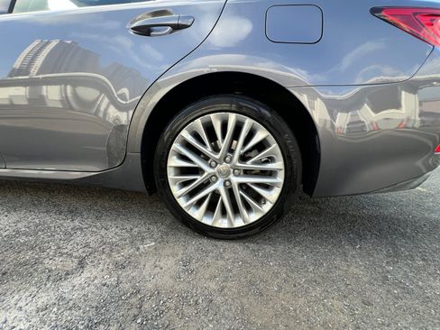 Used 2013 Lexus ES 350 FWD image 21