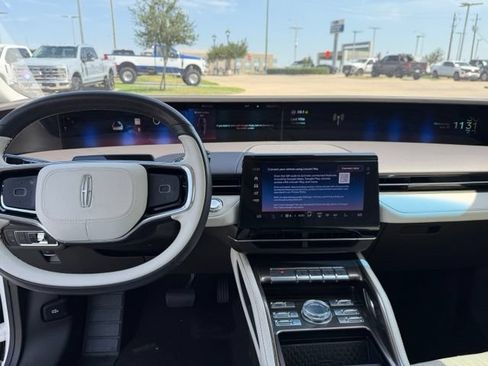 Used 2024 Lincoln Nautilus Black Label w/ Jet Appearance Package (87T) AWD/4WD image 13