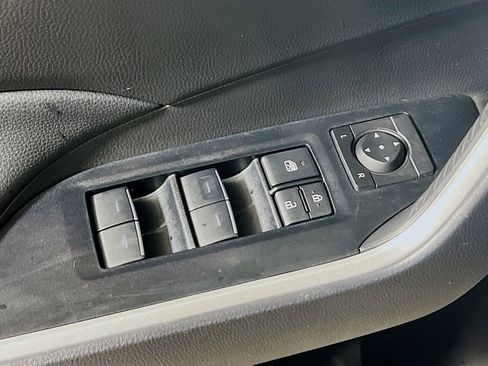 Certified 2025 Toyota RAV4 XLE AWD/4WD image 16