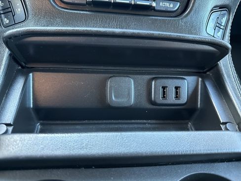 Used 2018 Chevrolet Tahoe Premier image 29