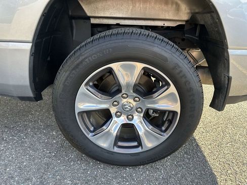 Used 2024 RAM 1500 Laramie RWD image 32