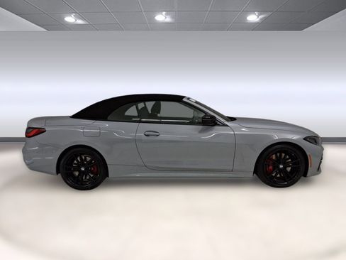Used 2023 BMW 430i Convertible w/ M Sport Package image 6