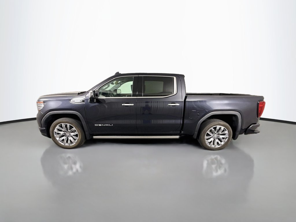 Used 2023 GMC Sierra 1500 Denali AWD/4WD image 4