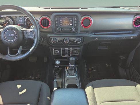 Used 2018 Jeep Wrangler Unlimited Sport S AWD/4WD image 13