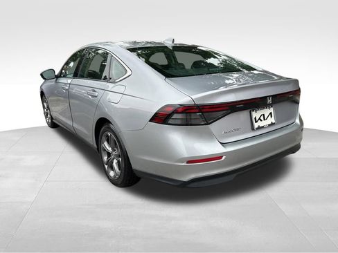 Used 2023 Honda Accord EX image 3