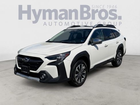 Certified 2024 Subaru Outback Touring AWD/4WD image 8