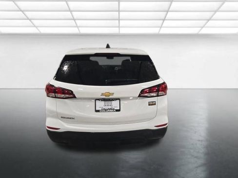 Used 2022 Chevrolet Equinox LS w/ LS Convenience Package image 5