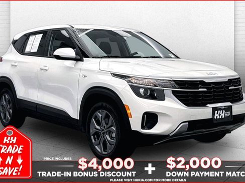 Certified 2026 Kia Seltos LX FWD image 1