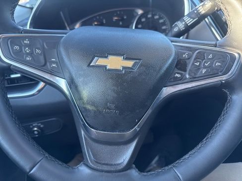 Used 2024 Chevrolet Equinox LT image 17