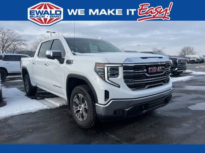 New 2026 GMC Sierra 1500 SLT w/ SLT Convenience Package