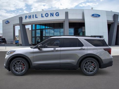 New 2026 Ford Explorer ST-Line w/ ST-Line Street Pack image 3