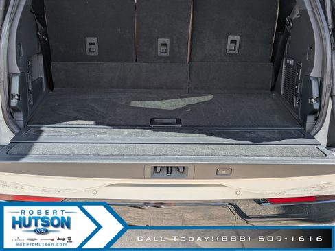 New 2025 Lincoln Navigator Reserve image 12