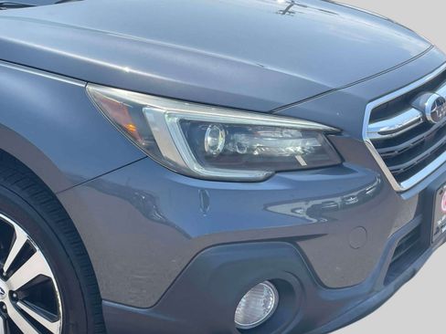Used 2019 Subaru Outback 2.5i Limited AWD/4WD image 9