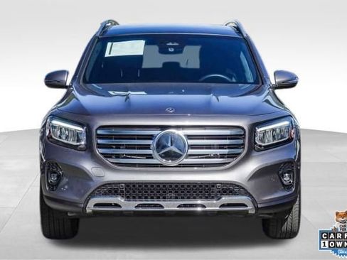 Used 2024 Mercedes-Benz GLB 250 GLB 250 image 2