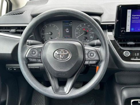 Certified 2025 Toyota Corolla LE FWD image 33