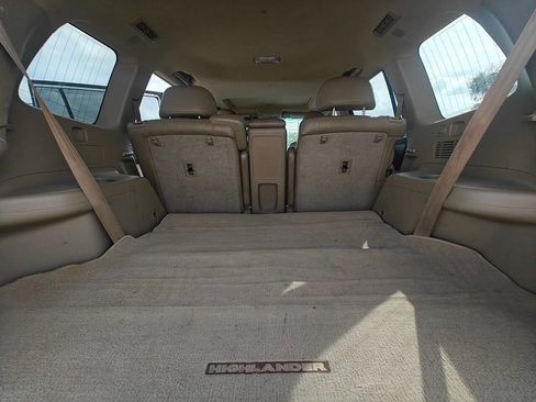 Used 2012 Toyota Highlander Limited FWD image 21