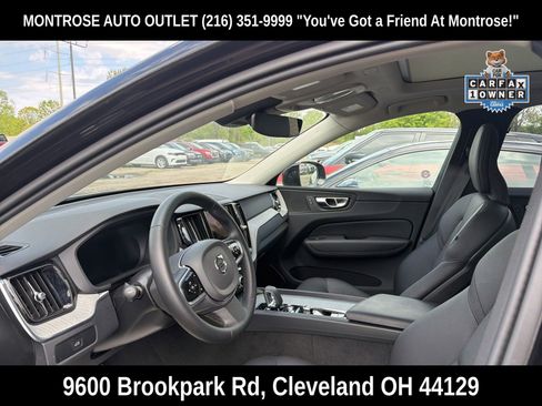 Used 2025 Volvo XC60 B5 Plus w/ Climate Package AWD/4WD image 2