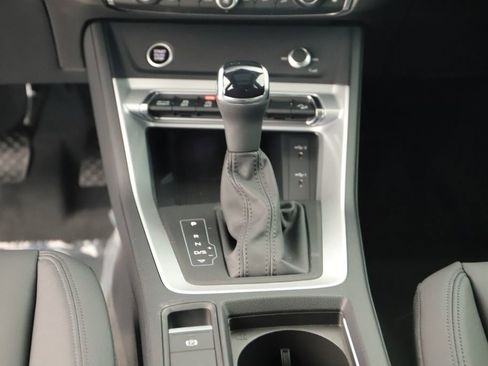New 2025 Audi Q3 2.0T Premium image 21
