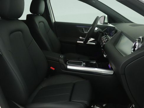New 2026 Mercedes-Benz GLA 250 image 7